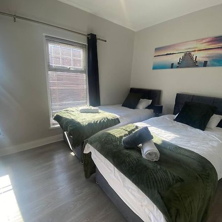 Вилла 2Br Cozy Duplex Белфаст Экстерьер фото