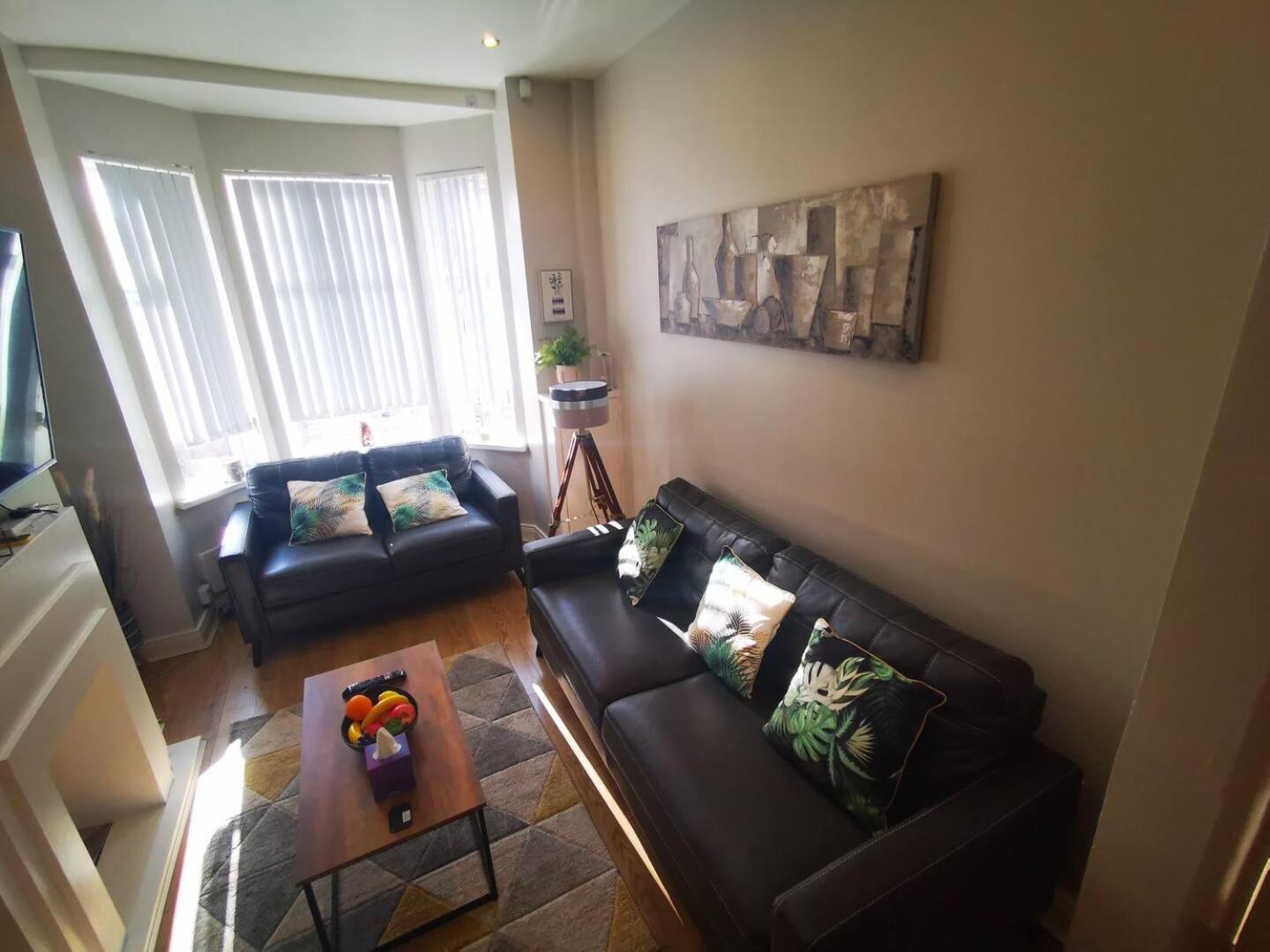 Вилла 2Br Cozy Duplex Белфаст Экстерьер фото