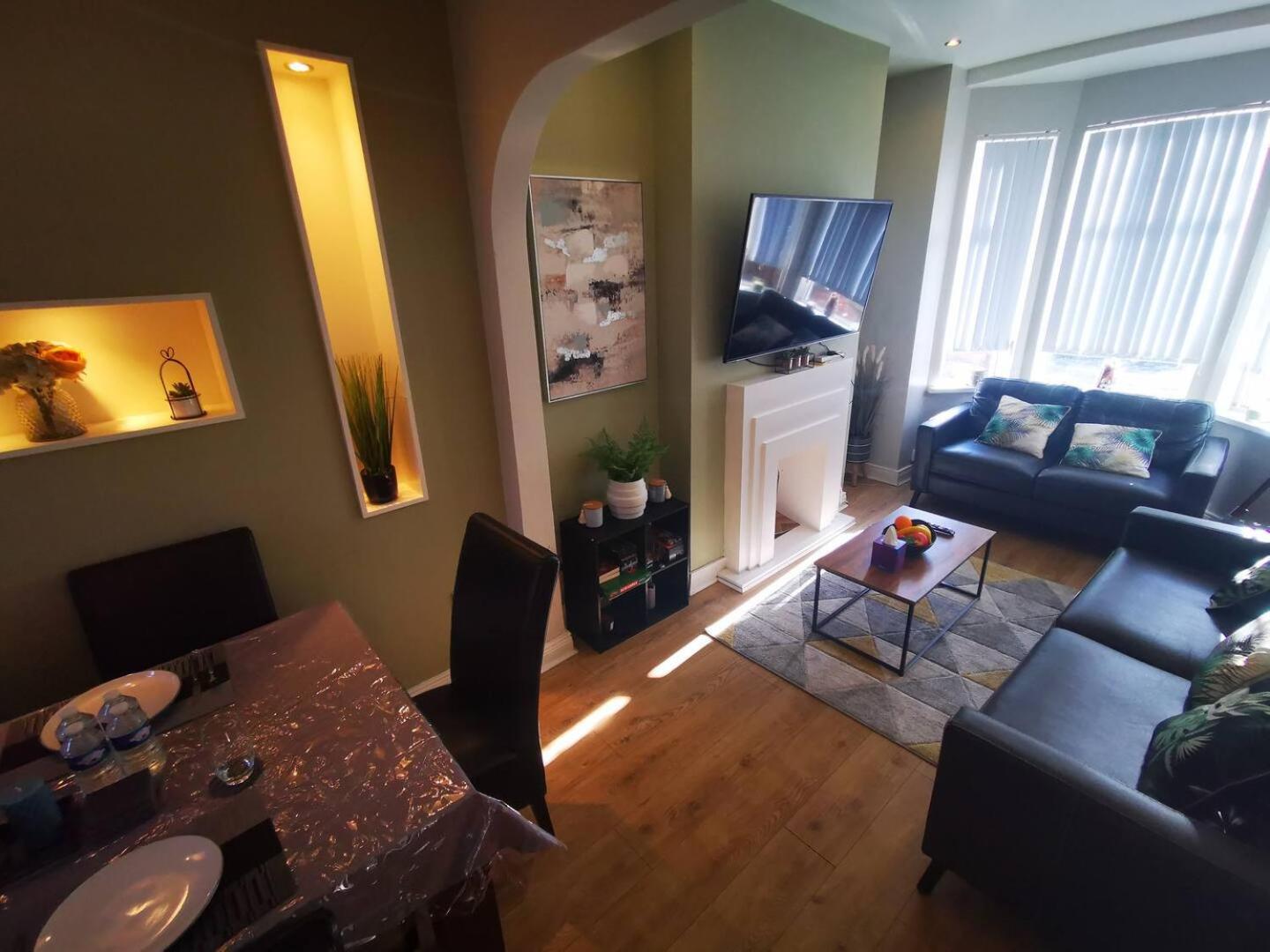 Вилла 2Br Cozy Duplex Белфаст Экстерьер фото